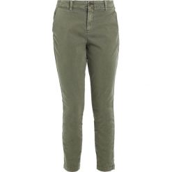 Chinosy damskie: GAP GIRLFRIEND SOLID Chinosy greenway