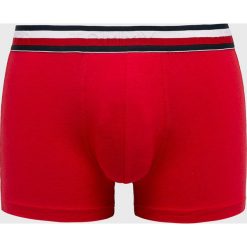 Tommy Hilfiger - Bokserki. Żółte bokserki męskie TOMMY HILFIGER, bez wzorów, z elastanu. W wyprzedaży za 79,90 zł.