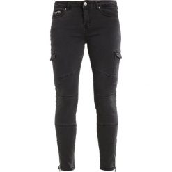 Tigha CARMEN Jeans Skinny Fit vintage black. Czarne jeansy damskie relaxed fit marki Tigha, z bawełny. W wyprzedaży za 463,20 zł.