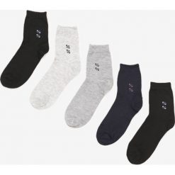 5-pack Mix kolorów Skarpety Shyeth. Skarpetki męskie Born2be, bez wzorów. Za 19,99 zł.