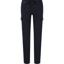 Spodnie materiałowe TOMMY HILFIGER Denton Cargo Light Stretch Twill MW0MW13682. Pomarańczowe jeansy męskie TOMMY HILFIGER, m, bez wzorów. W wyprzedaży za 369,00 zł.