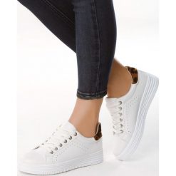Panterkowe Buty Sportowe Make You So. Szare buty sportowe damskie Born2be, z aplikacjami, sportowe. Za 49,99 zł.