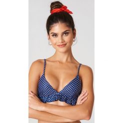 Stroje dwuczęściowe damskie: J&K Swim X NA-KD Góra bikini z falbanką Triangle - Multicolor,Navy