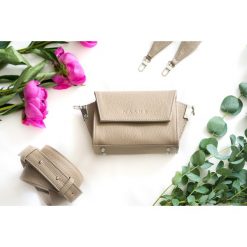 Torebko Nerka Switch Bag Beżowa. Brązowe nerki damskie Pakamera, w paski, bez dodatków. Za 450,00 zł.