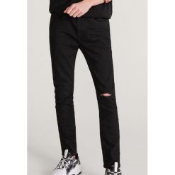 Spodnie jeansowe skinny - Czarny. Czarne spodnie męskie Reserved, m, bez wzorów, z jeansu. W wyprzedaży za 89,99 zł.