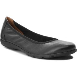 Baleriny CAPRICE - 9-22150-21 Black Nappa 022. Czarne baleriny damskie Caprice, na co dzień, bez wzorów, ze skóry, bez obcasa, bez zapięcia. W wyprzedaży za 179,00 zł.