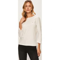Calvin Klein - Longsleeve. Czarne bluzki damskie Calvin Klein, s, bez wzorów, z bawełny, z okrągłym kołnierzem. Za 159,90 zł.