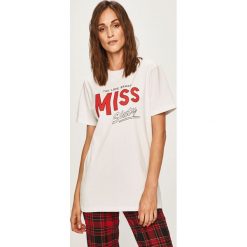 Miss Sixty - T-shirt. Białe bluzki damskie Miss Sixty, s, z nadrukiem, z bawełny, z okrągłym kołnierzem, z krótkim rękawem. W wyprzedaży za 99,90 zł.