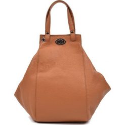 Skórzana torebka w kolorze jasnobrązowym - (S)38 x (W)33 x (G)6,5 cm. Pomarańczowe torebki klasyczne damskie marki Wiosenny MUST HAVE, w paski, ze skóry, na ramię, bez dodatków. W wyprzedaży za 259,95 zł.