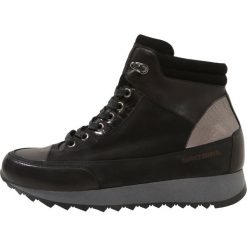 Candice Cooper LOCKWOOD Sneakersy wysokie nabuck/trapper/camoscio. Czarne trampki i tenisówki damskie marki Candice Cooper, bez wzorów, ze skóry, bez zapięcia. Za 1049,00 zł.