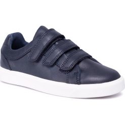 Sneakersy CLARKS - City OasisLo K 261404987 Navy. Niebieskie trampki chłopięce Clarks, bez wzorów, ze skóry, na rzepy. Za 219,00 zł.