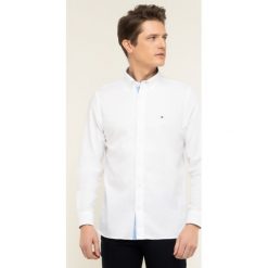 Koszula TOMMY HILFIGER Hyper Classic Twill MW0MW12200. Białe koszule męskie TOMMY HILFIGER, xl, bez wzorów, z poliesteru, casualowe, bez kołnierzyka, bez rękawów. Za 399,00 zł.