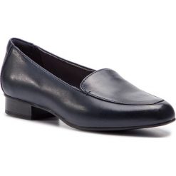 Półbuty CLARKS - Juliet Lora 261365784 Navy Leather. Niebieskie półbuty damskie marki Clarks, bez wzorów, ze skóry, bez obcasa, na obcasie, bez zapięcia. Za 299,00 zł.