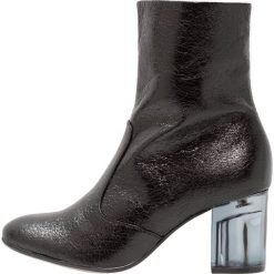 Botki damskie: Marcel Ostertag x Tamaris Botki black