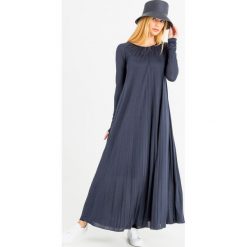 SUKIENKA DOLORES Max Mara Leisure. Sukienki damskie Max Mara Leisure, s, bez wzorów, eleganckie, bez kołnierzyka, bez rękawów. Za 939,00 zł.