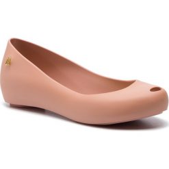 Baleriny MELISSA - Ultragirl Basic Ad 31976 Pink/Beige 51430. Różowe baleriny damskie Melissa, bez wzorów, z tworzywa sztucznego, klasyczne, bez obcasa. Za 249,00 zł.