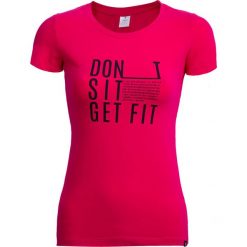 T-shirt damski TSD607 - ciemny róż - Outhorn. Różowe koszulki damskie Outhorn, bez wzorów, bez kołnierzyka. W wyprzedaży za 29,99 zł.