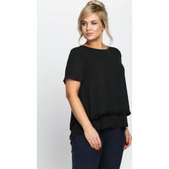 Czarna Bluzka Chaplet. Czarne bluzki damskie Born2be, na lato, xl, bez wzorów, z tkaniny, bez kołnierzyka, bez rękawów. Za 59,99 zł.