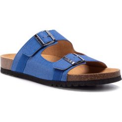 Klapki SCHOLL - Gervois 785210-60-52 Bleu Fonce. Niebieskie klapki męskie Scholl, bez wzorów, ze skóry ekologicznej. W wyprzedaży za 219,00 zł.