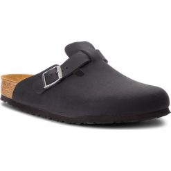 Klapki BIRKENSTOCK - Boston Bs 0059461 Black. Czarne klapki męskie Birkenstock, ze skóry, bez zapięcia. Za 450,00 zł.