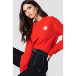 Samsoe & Samsoe Sweter Nadin - Red. Czerwone swetry damskie marki Samsøe & Samsøe, z aplikacjami, z długim rękawem, długie, bez kaptura. Za 364,95 zł.