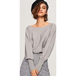 Sweter z dekoltem z tyłu - Jasny szar. Szare swetry klasyczne damskie marki Reserved, l. Za 69,99 zł.