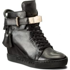 Sneakersy CARINII - B3767/K E50-000-PSK-B88. Czarne półbuty damskie skórzane Carinii. W wyprzedaży za 299,00 zł.