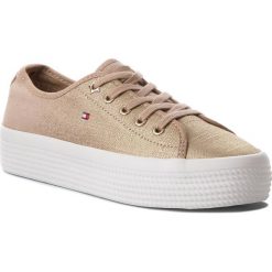 Tenisówki TOMMY HILFIGER - Metallic Flatform Sneaker FW0FW02984 Desert Sand 932. Żółte półbuty damskie TOMMY HILFIGER, bez wzorów, z gumy, bez zapięcia. W wyprzedaży za 239,00 zł.