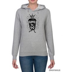 Bluza damska. Coffee to go!. Szare bluzy z kapturem damskie Pakamera, z nadrukiem. Za 119,00 zł.