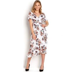 Happy Holly Sukienka Evie dress złamana biel we wzory female biały/ze wzorem 32/34. Białe sukienki damskie Happy Holly, na imprezę, w kwiaty, z falbankami, bez rękawów, kopertowe. W wyprzedaży za 179,00 zł.
