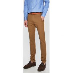 Selected - Spodnie. Zielone chinosy męskie marki Selected, w paski, z elastanu. Za 259,90 zł.