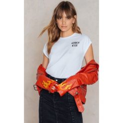 T-shirty damskie: Josefin Ekström for NA-KD T-shirt Girls Can – White