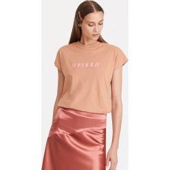 T-shirt z napisem - Beżowy. Brązowe t-shirty damskie Reserved, xl, z napisami, bez kołnierzyka. W wyprzedaży za 14,99 zł.