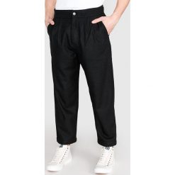 Calvin Klein Spodnie Czarny. Czarne spodnie męskie Calvin Klein, bez wzorów, z poliesteru. Za 516,95 zł.