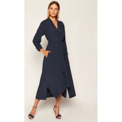 Sukienka koktajlowa Weekend Max Mara James 52261209. Niebieskie sukienki damskie Weekend Max Mara, bez wzorów, wizytowe, bez kołnierzyka, bez rękawów. Za 1429,00 zł.