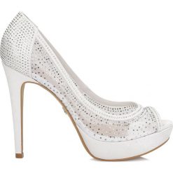 Buty ślubne damskie: Białe czółenka peep toe