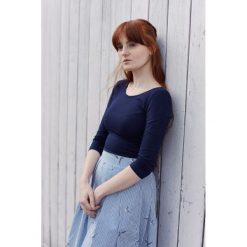 Spódnica Dione Ardea 32 niebieski. Niebieskie spódniczki damskie marki Marie Zélie, s, w paski, z bawełny, midi, rozkloszowane. W wyprzedaży za 101,10 zł.