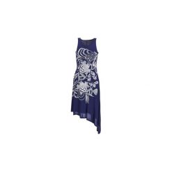 Sukienki długie Desigual WAKIUT. Niebieskie sukienki damskie Desigual, s, bez wzorów, bez kołnierzyka, bez rękawów, długie. Za 439,00 zł.