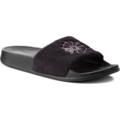 Klapki Reebok - Classic Slide CN4193 Black/Shark. Czarne klapki męskie Reebok, z materiału. W wyprzedaży za 99,00 zł.