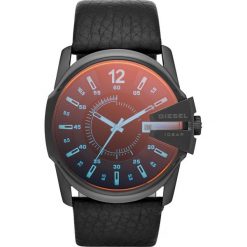 Zegarek DIESEL - Master Chief DZ1657 Black/Black. Czarne zegarki męskie Diesel. W wyprzedaży za 509,00 zł.