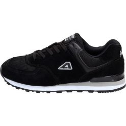 Sportowe buty damskie AMERICAN CLUB HA28 BK. Czarne buty sportowe damskie American CLUB, bez wzorów, klasyczne. W wyprzedaży za 119,00 zł.