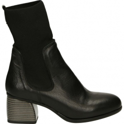 Botki - 37739 VIT NER. Czarne botki damskie Venezia, ze skóry. Za 299,00 zł.