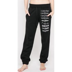 Piżamy damskie: Calvin Klein Jeans – Spodnie piżamowe