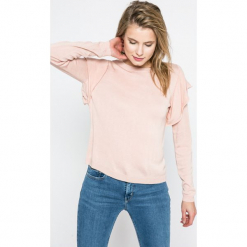 Only - Sweter Lova. Szare swetry klasyczne damskie ONLY, l, z dzianiny, z okrągłym kołnierzem. W wyprzedaży za 49,90 zł.