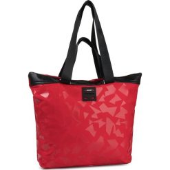 Torebka MONNARI - BAGA110-005 Red. Czerwone torebki klasyczne damskie Monnari, z materiału, klasyczne. W wyprzedaży za 149,00 zł.