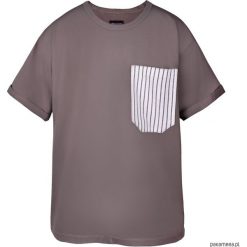 Tshirt męski z kieszonką w paski. T-shirty męskie Pakamera, m, w paski, z elastanu, bez kołnierzyka. Za 99,00 zł.