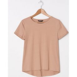 T-shirt basic - Beżowy. Brązowe t-shirty damskie House, xl, bez wzorów, bez kołnierzyka. Za 19,99 zł.