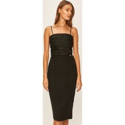 Twinset - Sukienka. Czarne sukienki damskie Twinset, bez wzorów, z poliesteru, z dekoltem karo, bez rękawów, mini, dopasowane. W wyprzedaży za 419,90 zł.