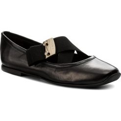 Półbuty FURLA - Bouganville 923859 S YA46 B77 Onyx. Czarne półbuty damskie skórzane marki Furla, na płaskiej podeszwie. W wyprzedaży za 579,00 zł.