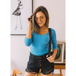 Bluzka Amanda blue. Niebieskie bluzki damskie Fanaberia.com, w paski, klasyczne, z klasycznym kołnierzykiem, bez rękawów. Za 49,90 zł.